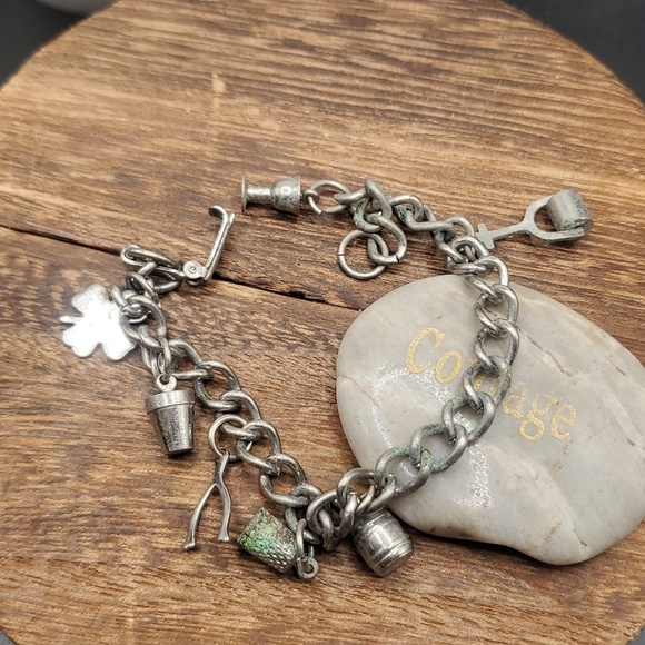 Antique Jewelry - Antique good‎ luck charm bracelet heirloom B3119